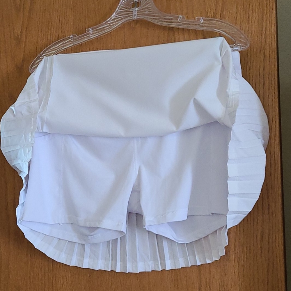 Skort - Picture 3 of 4